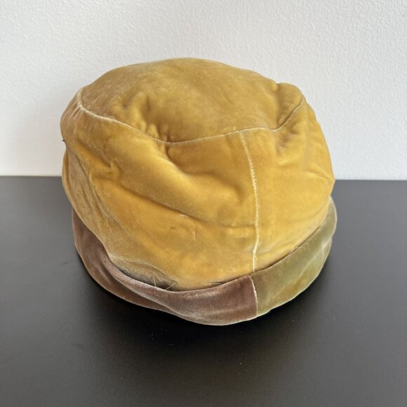 vintage 60s hat mustard yellow velvet cloche pillbox flapper fold cap - Picture 9 of 10